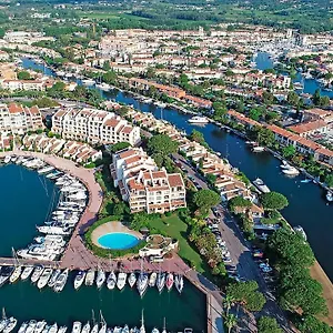 Botel Logement Insolite Dans Le Golfe De Saint Tropez