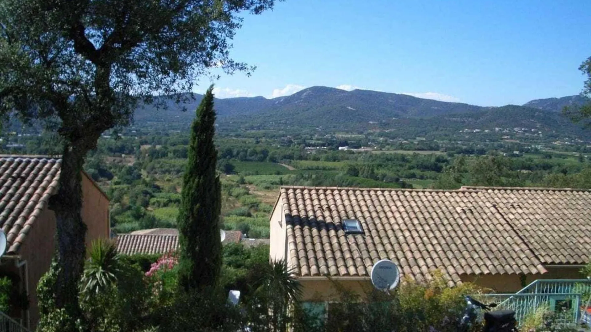 Casa de Férias Village De Campagne Comfortable Holiday Residence Cogolin França